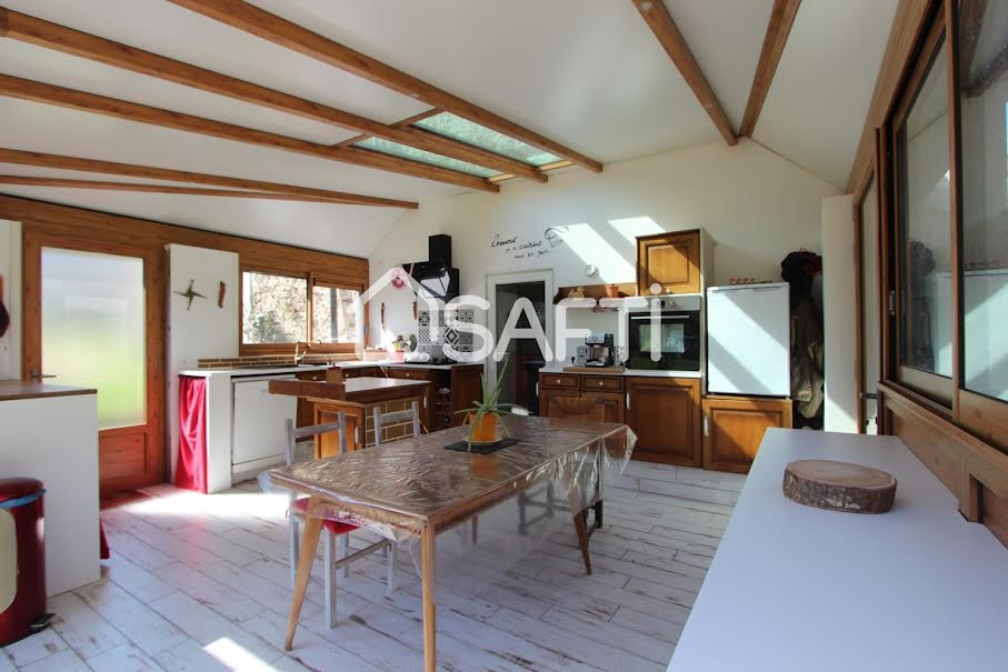 Vente maison 5 pièces 119 m² à Bazoges-en-Pareds (85390), 147 000 €