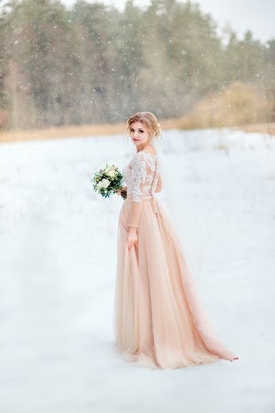 Wedding photographer Valentina Svirido (sviridovalyafoto). Photo of 24 February 2017