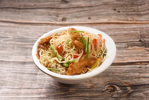 Chicken Hakka Noodles