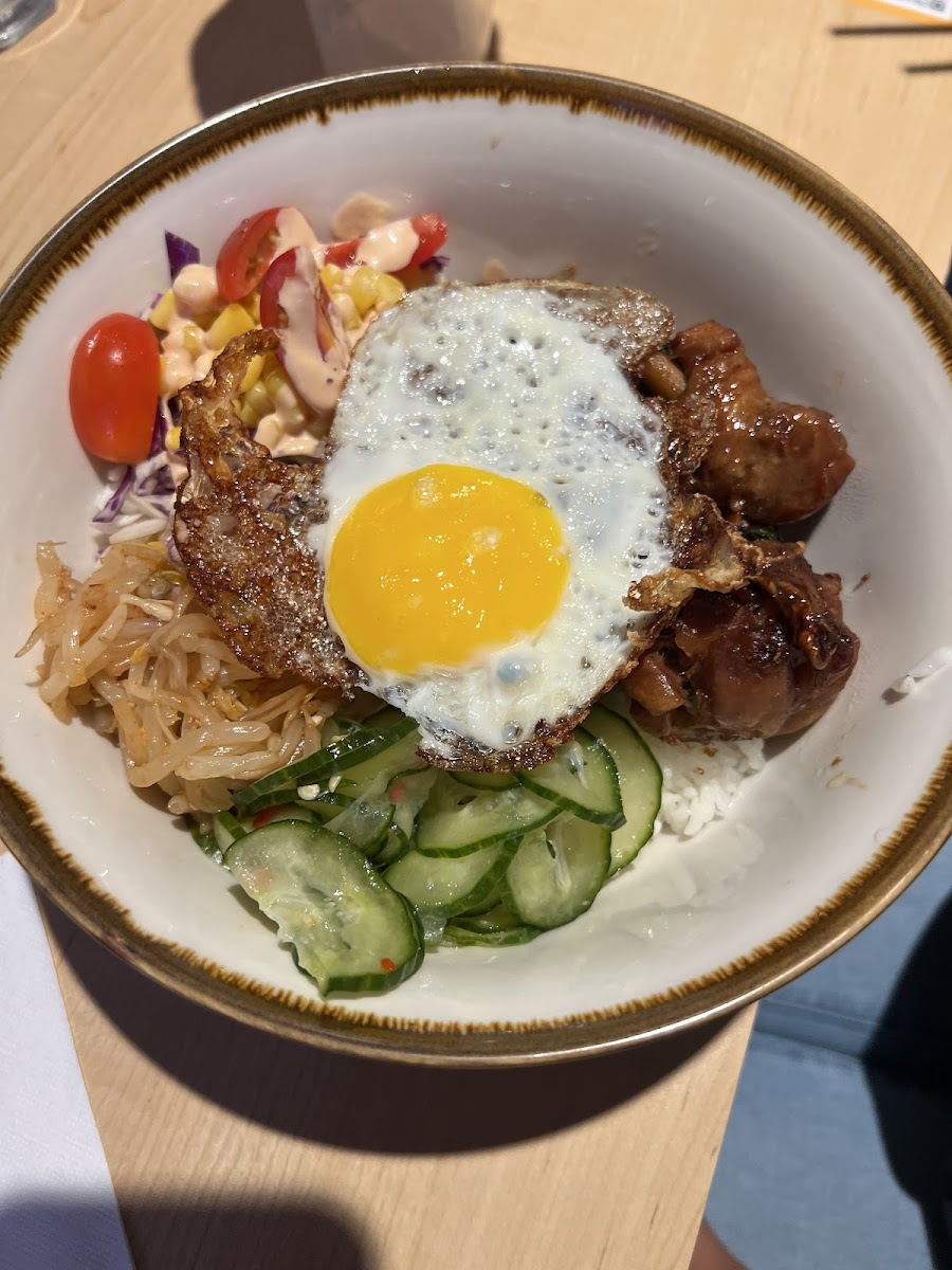 Taiwanese three cups chicken rice bowl