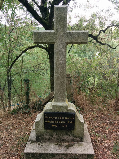 Saint Crespin Sur Moine - En Souvenir Des Ecoliers Basse Indre