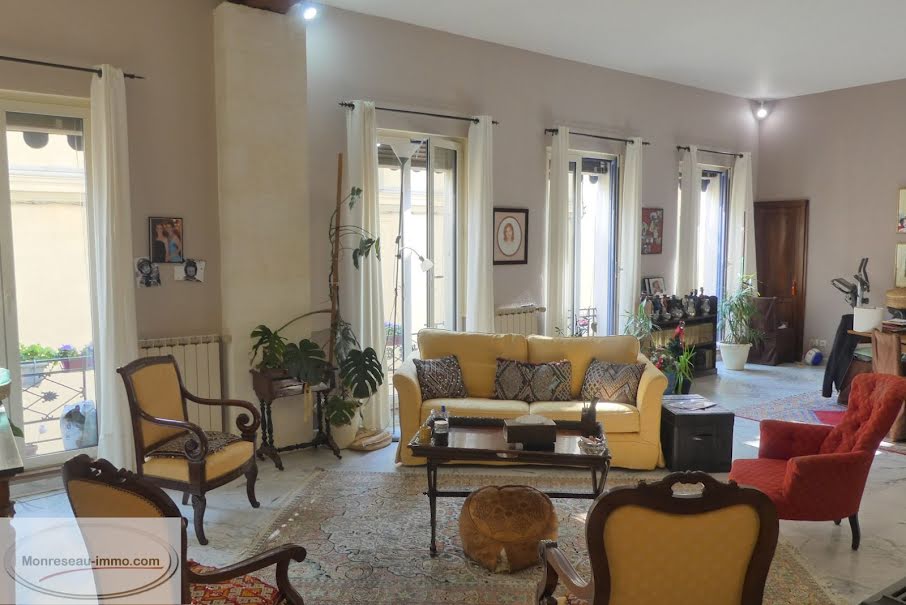 Vente appartement 5 pièces 180 m² à Nimes (30000), 369 000 €