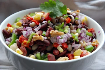 healthy-snacks-for-weight-loss-rajma-salad