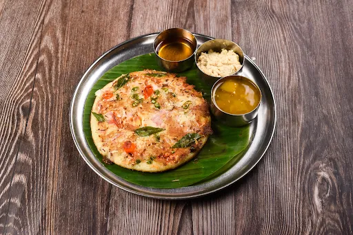 Onion Tomato Uttapam [Serves 1]