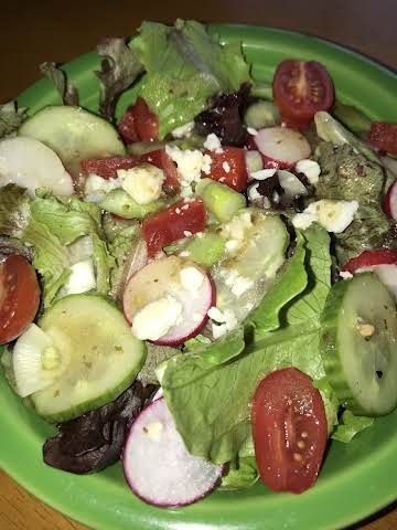 Famous Greek Salad