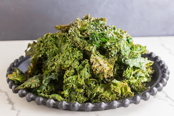 Loaded Low FODMAP Kale Chips