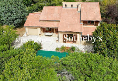 House with pool and terrace 1