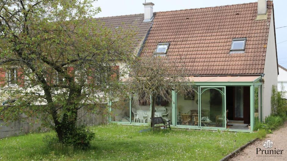 Vente maison 4 pièces 115 m² à Autun (71400), 179 000 €