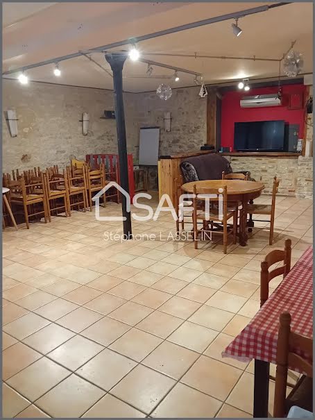 Vente maison 11 pièces 310 m² à Souillac (46200), 199 000 €