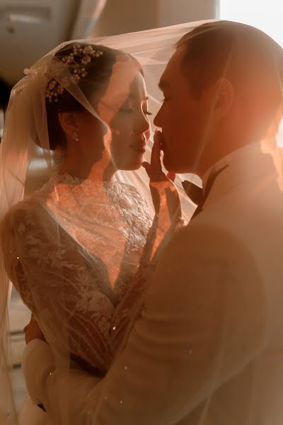 Jurufoto perkahwinan Amanbol Esimkhan (amanbolast). Foto pada 23 Februari 2022