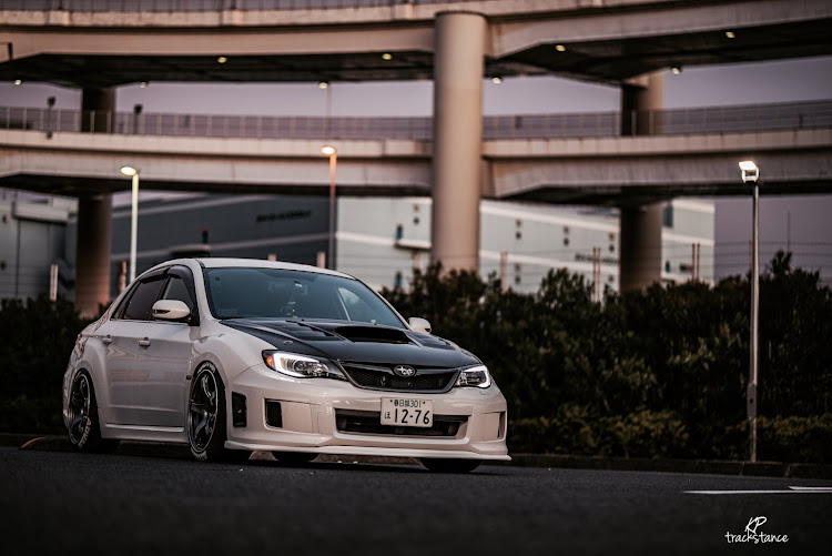 インプレッサ WRX STIのGVB・GVF・GRB・GRFに関するカスタム事例の投稿画像1枚目