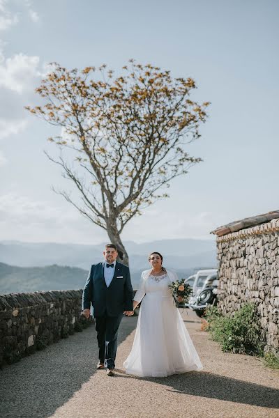 Svadobný fotograf Léa POMIER (pozewedding). Fotografia publikovaná 1. septembra 2022