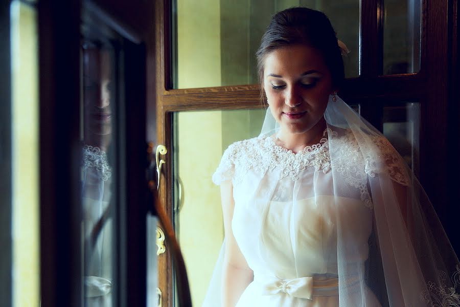 Fotógrafo de casamento Yuliya Tyumkaya (tumkaya). Foto de 26 de agosto 2014