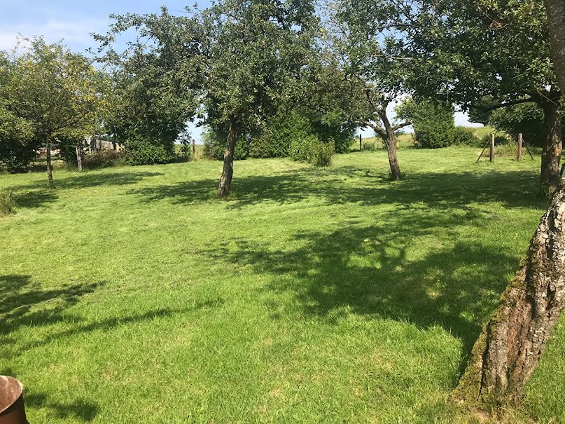 Vente terrain  1028 m² à Saône (25660), 132 000 €