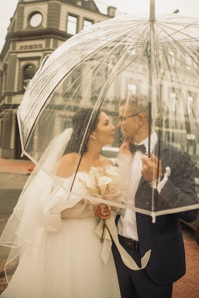 Wedding photographer Oksana Andriyash (oksanaandriyash). Photo of 30 June 2022