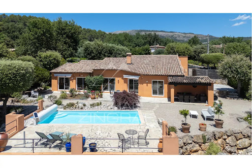 Maison avec piscine 4