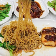 了凡香港油雞飯