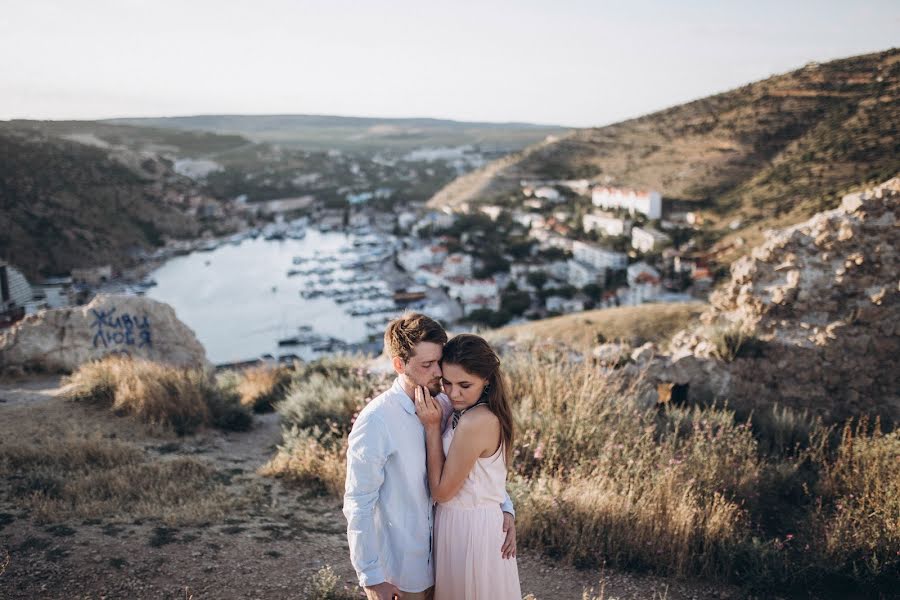 Fotografo di matrimoni Ivan Shikhovcov (caulfield89). Foto del 15 febbraio 2018