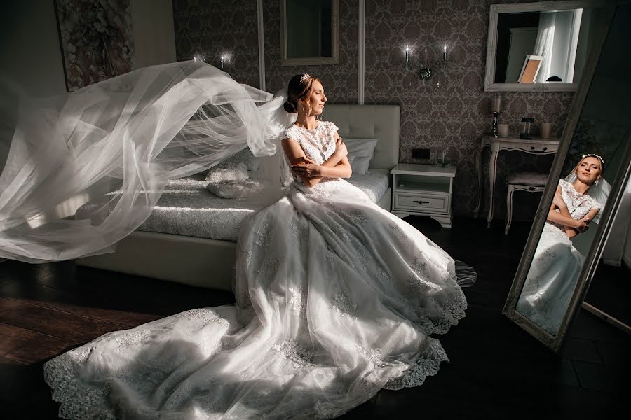 Wedding photographer Elena Naumik (elenanaumik). Photo of 24 October 2019