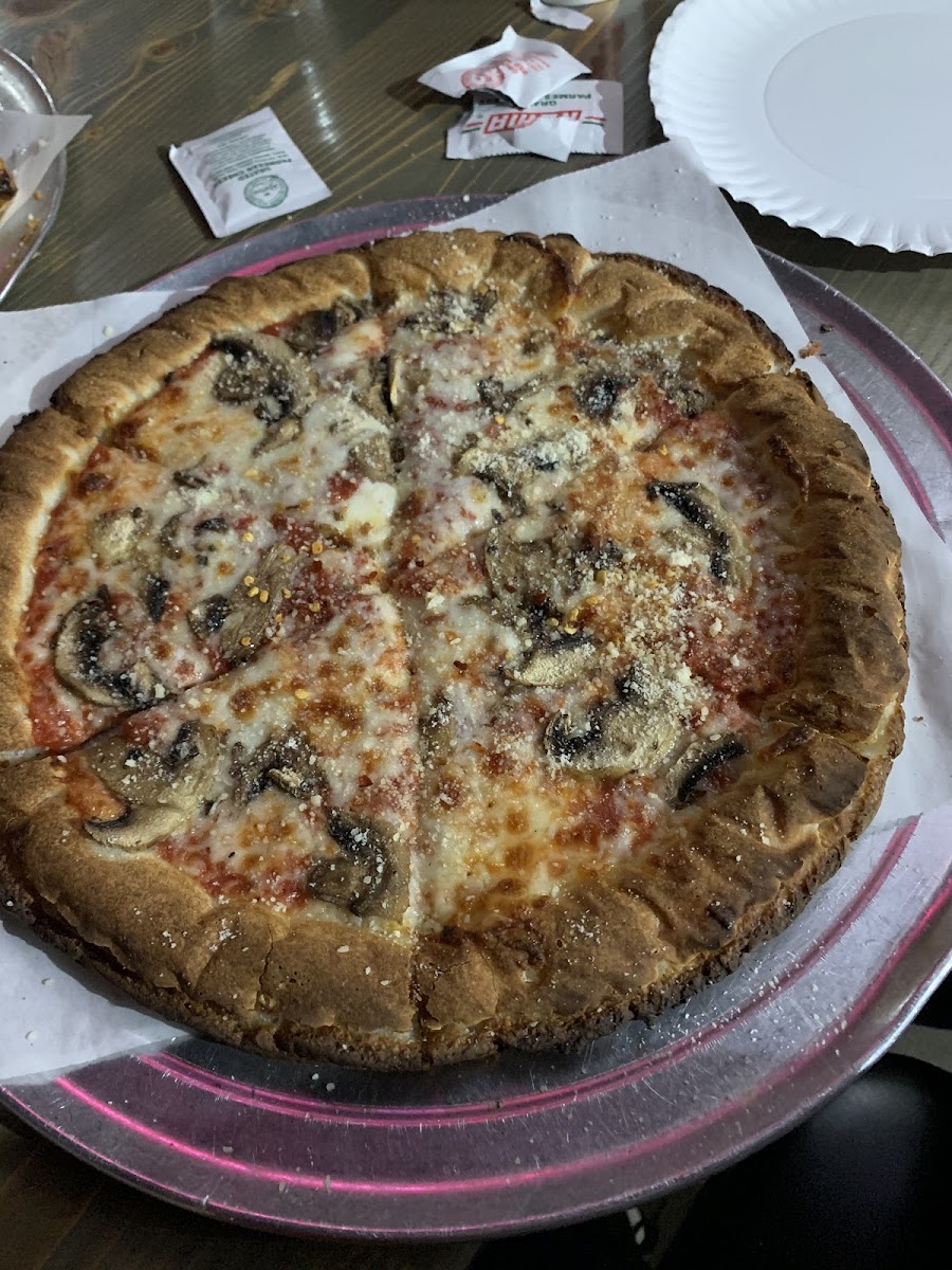 GF mushroom pizza