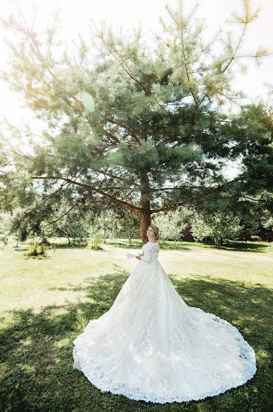 Wedding photographer Yuriy Vasilevskiy (levski). Photo of 19 January 2018