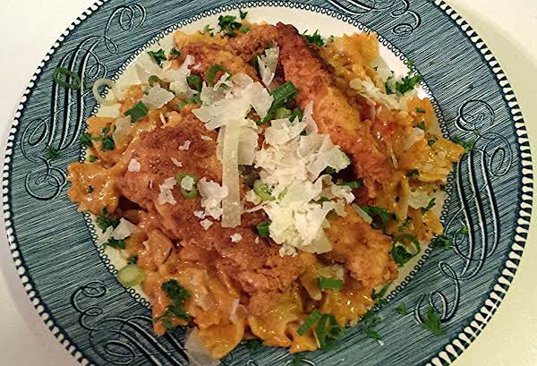 Cajun Fried Chicken over Pasta_image