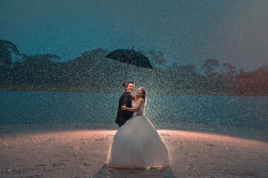 Fotógrafo de casamento Miguel Velasquez (miguelvelasquez). Foto de 7 de março 2022