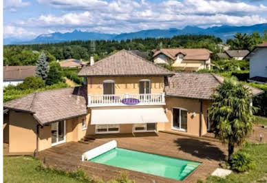 Villa with pool and terrace 16