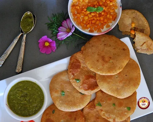 Sattu Kachori [2 Pieces] With Aloo Ki Sabji