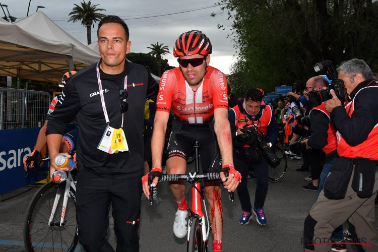 Pechvogel Dumoulin niet enige die tijd verloor: hoe zijn alle klassementsmannen vierde rit doorgekomen?