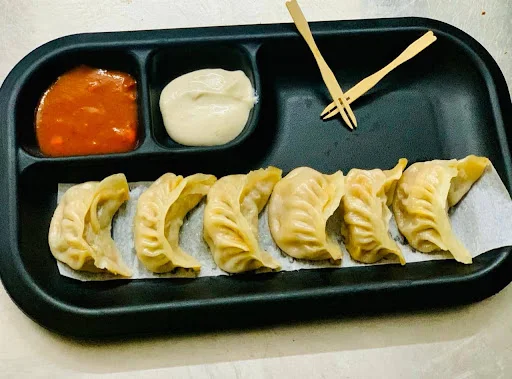 Chicken Steamed Momos [6 Pieces]