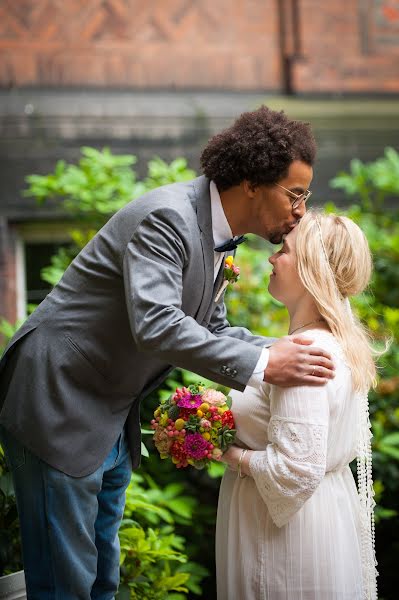 Fotógrafo de casamento Polina Svensson (fotoplanet). Foto de 23 de julho 2022