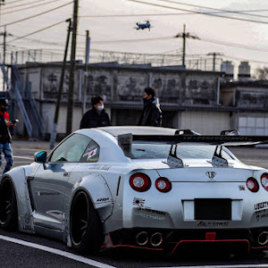 NISSAN GT-R R35