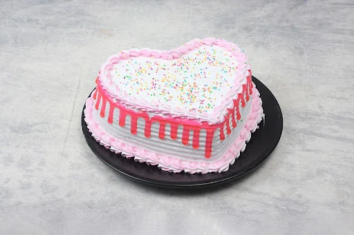 Vanilla Heart Cake Eggless