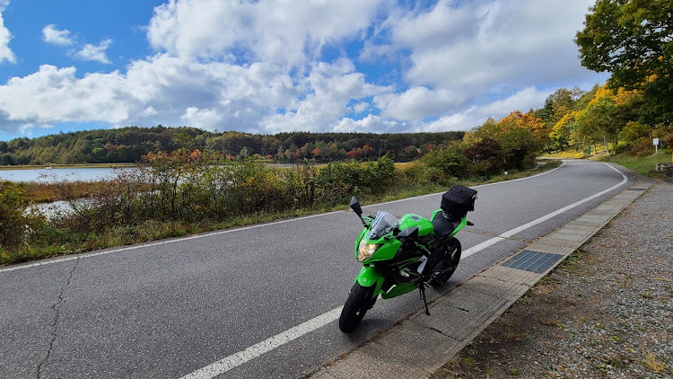 R1のソロツーリング・バイクも好き・ビーナスライン・紅葉・飯テロに関するカスタム事例の投稿画像15枚目