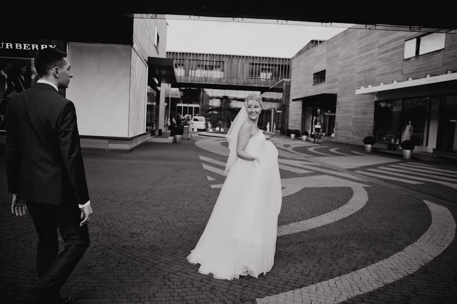 Fotógrafo de casamento Diana Shishkina (d-shishkina). Foto de 28 de dezembro 2018