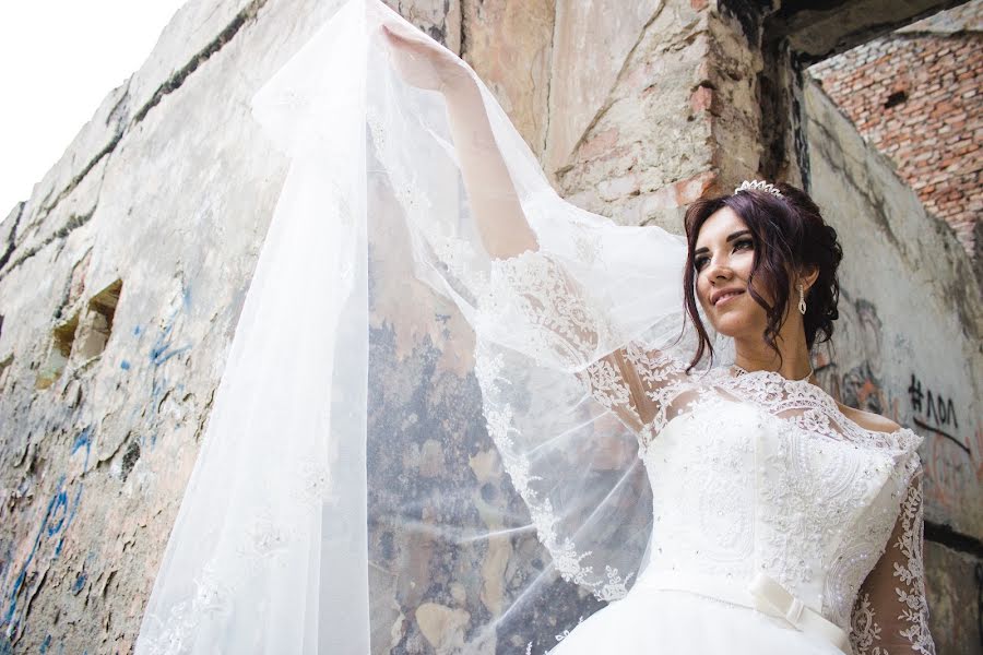 Fotógrafo de casamento Aleksandr Nedilko (nedilkophoto). Foto de 12 de fevereiro 2018