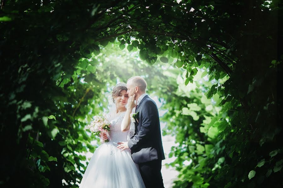 Fotografo di matrimoni Roman Levinski (levinsky). Foto del 23 agosto 2017