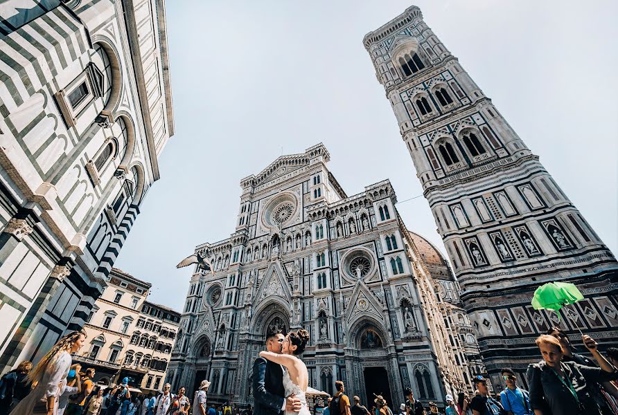 婚禮攝影師Vincenzo Tortorella（tortorella）。2023 6月17日的照片