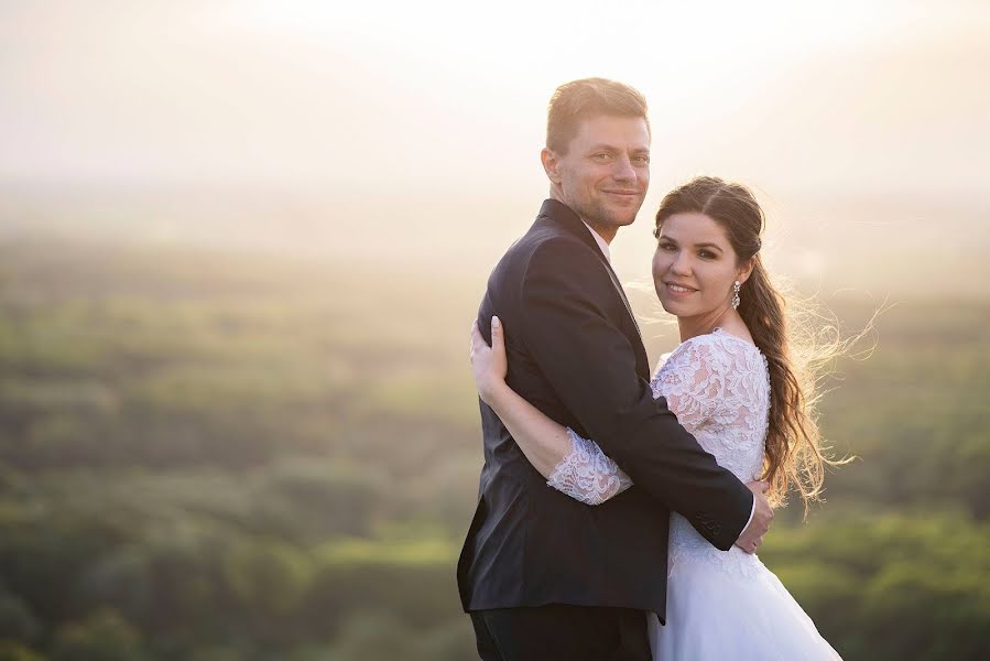 Photographe de mariage Andrea (adushaphoto). Photo du 16 avril 2019