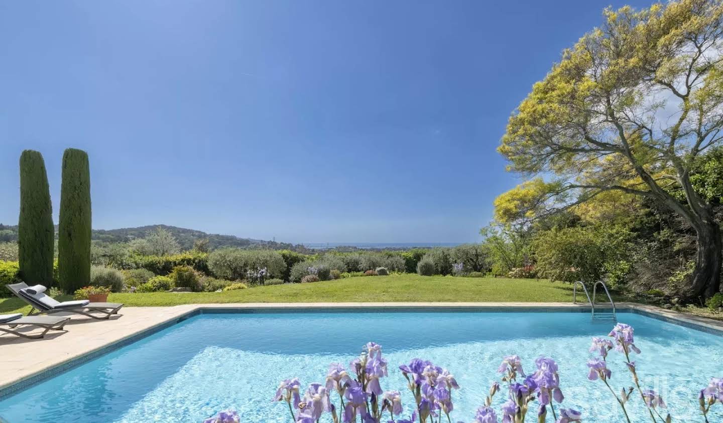 Villa with pool Mougins