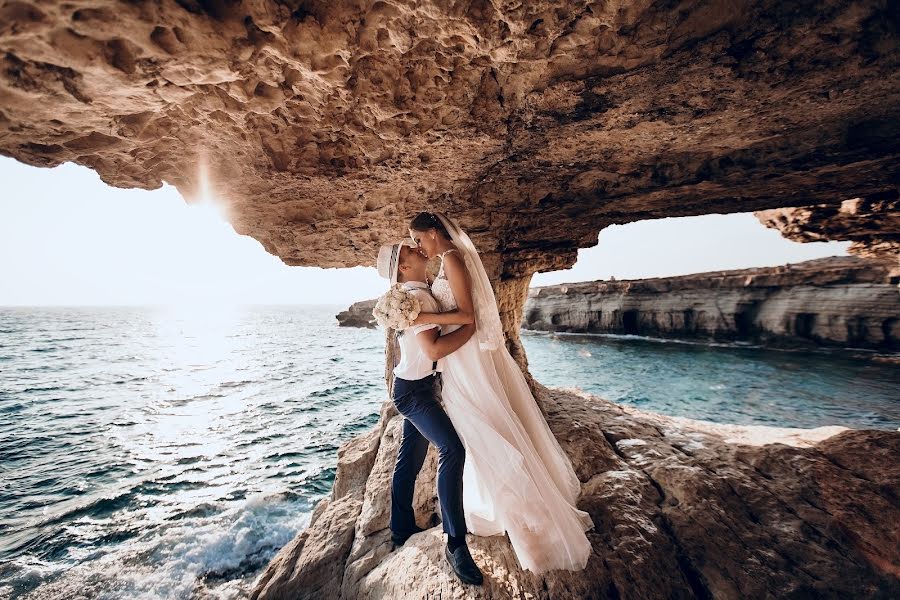 Fotografo di matrimoni Alena Leon (alenaleon). Foto del 3 novembre 2018