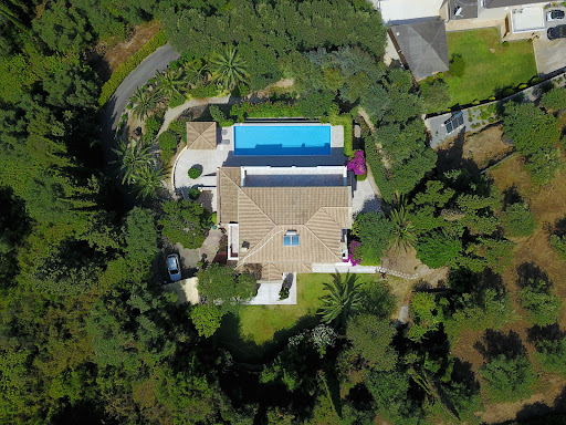 Villa avec jardin et terrasse 4