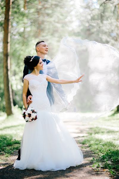 結婚式の写真家Roman Kress (amoresperros)。2017 8月17日の写真