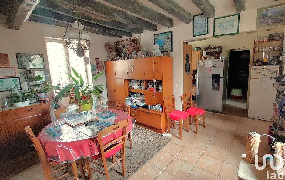 Vente maison 5 pièces 90 m² à Saint-Florentin (36150), 82 000 €