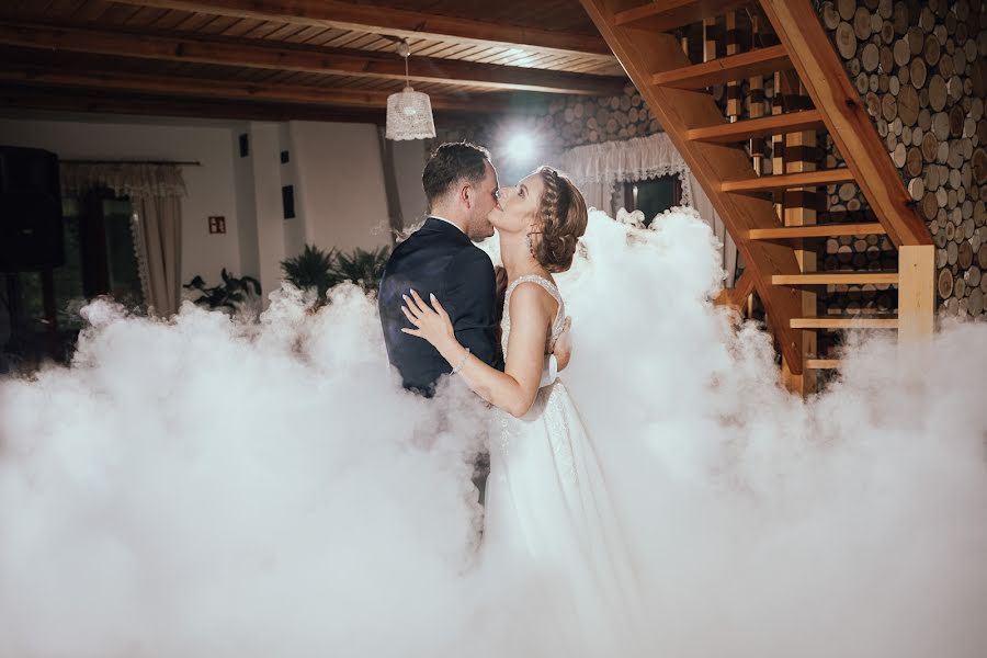 शादी का फोटोग्राफर Łukasz Kempa (kempafotografia)। अक्तूबर 10 2021 का फोटो
