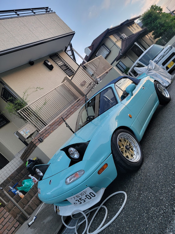 トライトンのロードスター ・mellow.up・ラプターライナー缶スプレー・次はいよいよ○○取り付け😆・ローガンに関するカスタム事例の投稿画像4枚目