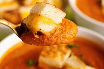 Creamy Tomato Soup with Grilled Cheese Croutons