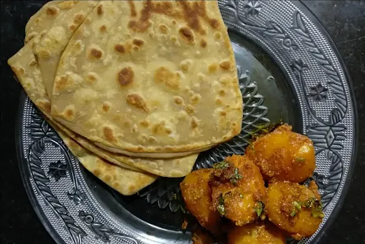 3 Paratha With Dum Aloo [5 Pieces]