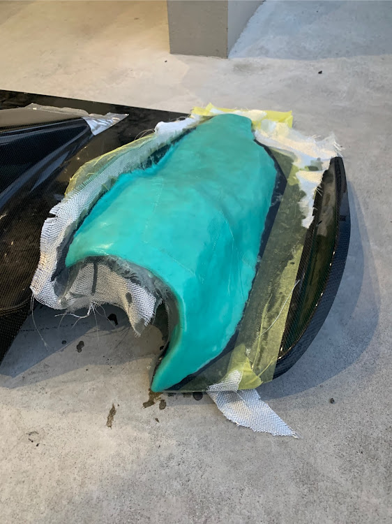 インプレッサ WRX STIのワンオフ加工・コロナウイルスに負けるな・緊急事態宣言・DIY・自粛生活に関するカスタム事例の投稿画像3枚目